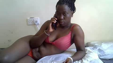 Snapshot of sallie_ chatting on May 2026 10:00:01 AM naomi online show from May 2026 10:00:01 AM