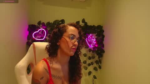 Snapshot of sally_diaz chatting on March 2026 12:19:01 PM Sally online show from March 2026 12:19:01 PM