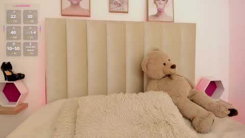 Snapshot of sally_dvine chatting on April 2026 08:47:01 PM Sally online show from April 2026 08:47:01 PM