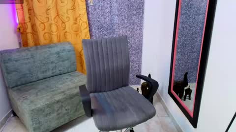 Snapshot of sally_ricci chatting on June 2026 07:30:02 PM sally_ricci online show from June 2026 07:30:02 PM