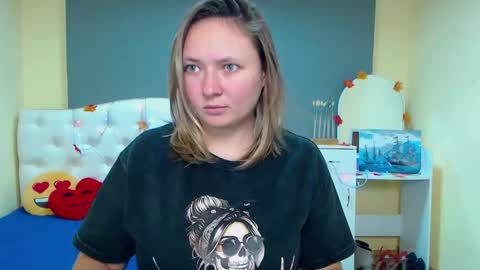 Sally online show from November 2025 07:51:02 PM