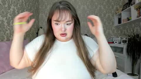 SalmaRoth online show from October 2025 09:25:01 PM