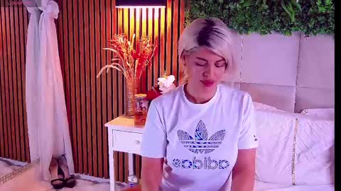 SalmaRoze online show from May 2026 03:11:02 AM