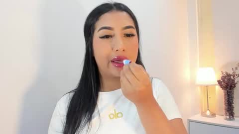   online show from November 2025 08:40:01 PM