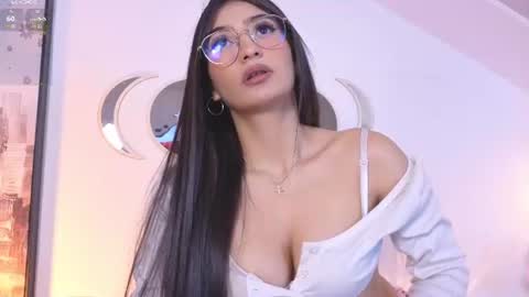 Snapshot of salomee_mon chatting on June 2026 02:59:02 PM Salo online show from June 2026 02:59:02 PM