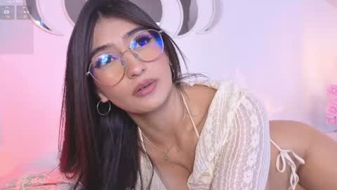 Snapshot of salomee_mon chatting on June 2026 03:38:01 PM Salo online show from June 2026 03:38:01 PM