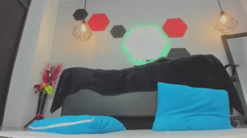 martina online show from September 2025 04:14:02 AM