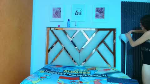 salomewilson online show from February 2026 07:56:01 PM