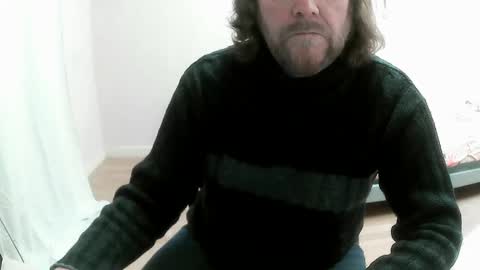 Saltimbanquier  Salt  ou  Banquier  online show from March 2025 06:59:02 AM