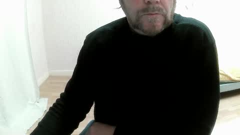 Saltimbanquier  Salt  ou  Banquier  online show from September 2025 06:59:01 AM