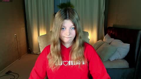 Snapshot of salut_love chatting on December 2024 03:44:02 PM Ruby online show from December 2024 03:44:02 PM