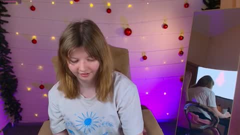 Snapshot of salut_love chatting on December 2024 03:31:02 PM Ruby online show from December 2024 03:31:02 PM