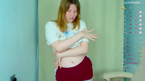 Snapshot of salut_love chatting on January 2025 03:48:01 PM Ruby online show from January 2025 03:48:01 PM