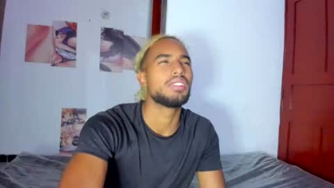 salvatore_amator online show from June 2026 04:01:02 AM