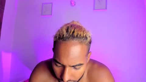 Snapshot of salvatore_amator chatting on July 2026 04:48:01 AM salvatore_amator online show from July 2026 04:48:01 AM