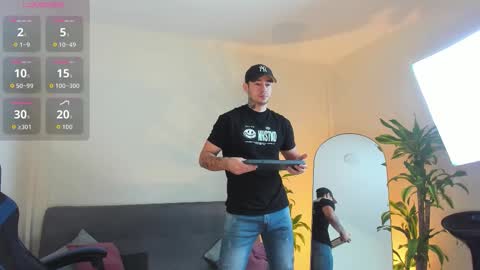 Salvatore online show from October 2025 10:43:01 PM