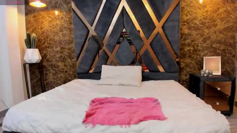 SALVATORE online show from February 2025 01:03:01 PM