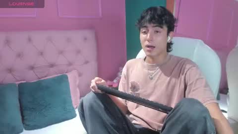 salvatore  online show from December 2024 09:46:01 PM