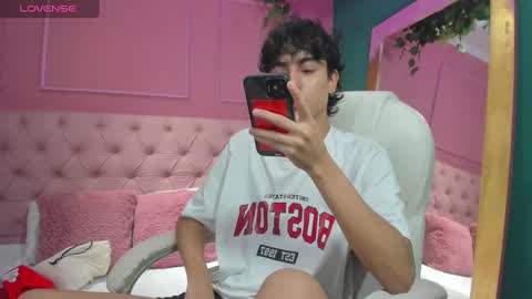 salvatore  online show from January 2025 10:31:01 PM