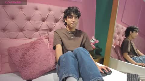 salvatore  online show from January 2025 09:41:01 PM