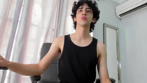 salvatore  online show from February 2025 06:23:02 PM