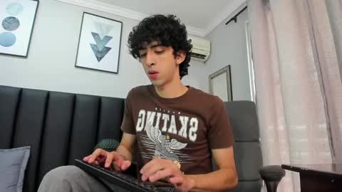 salvatore  online show from February 2025 02:59:02 PM