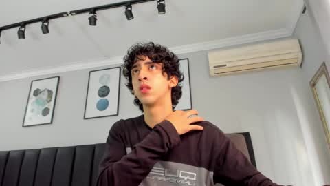 salvatore  online show from February 2025 01:42:02 PM