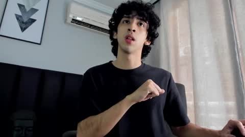 salvatore  online show from March 2025 02:32:01 PM