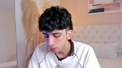 salvatore  online show from October 2025 08:27:02 PM