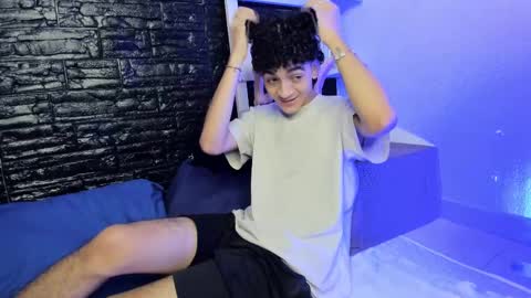 sam__cute online show from February 2025 02:40:01 AM