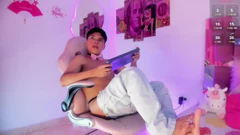 sam online show from November 2025 02:38:02 PM