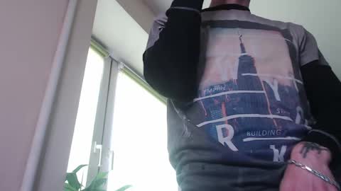 Snapshot of sam_skywalker chatting on April 2026 09:07:01 AM sam_skywalker online show from April 2026 09:07:01 AM