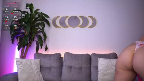 Snapshot of sam_y_sen chatting on April 2026 12:04:01 PM Sam Y Sen online show from April 2026 12:04:01 PM