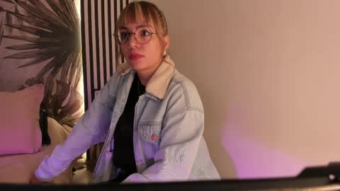 Samaantha  online show from April 2026 11:33:01 AM