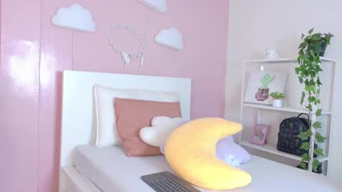   online show from November 2025 12:25:01 PM