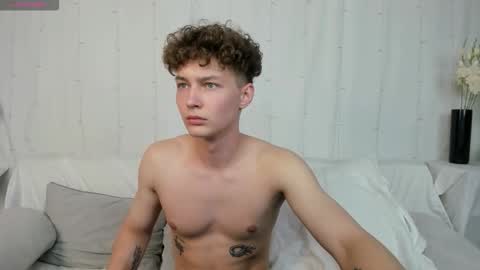 Sam online show from September 2025 01:54:02 PM