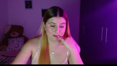Snapshot of samanta_0277 chatting on March 2026 04:51:01 AM samanta_0277 online show from March 2026 04:51:01 AM