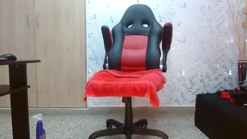 Snapshot of samanta_brownn_ chatting on January 2025 08:46:01 PM samanta online show from January 2025 08:46:01 PM