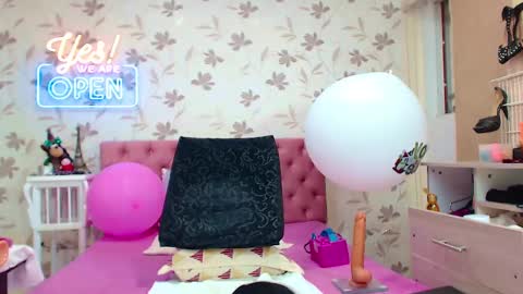 Snapshot of samantadark chatting on December 2024 07:21:01 PM SamantaDark online show from December 2024 07:21:01 PM