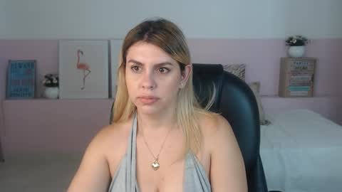 Samanta Wells online show from October 2025 09:57:01 PM