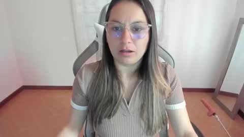 Snapshot of samantha__wilson chatting on February 2025 12:36:02 PM Samantha  online show from February 2025 12:36:02 PM