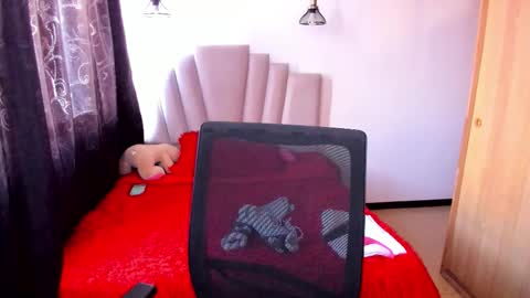 Snapshot of samantha__wilson chatting on September 2025 11:35:02 AM Samantha  online show from September 2025 11:35:02 AM