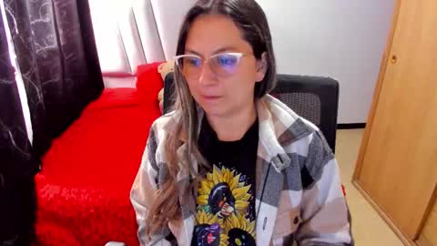 Snapshot of samantha__wilson chatting on September 2025 03:28:01 PM Samantha  online show from September 2025 03:28:01 PM