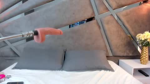 Samantha Beckham online show from February 2026 09:03:02 PM