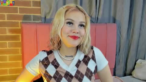 Snapshot of samantha_browwnn chatting on February 2026 05:23:01 AM samantha_browwnn online show from February 2026 05:23:01 AM