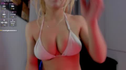 samantha online show from October 2025 12:15:01 PM