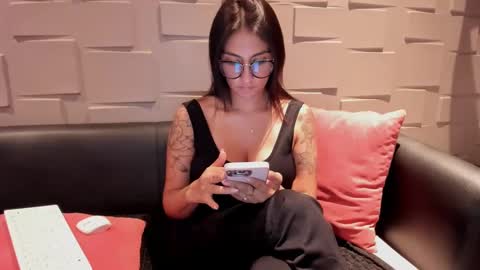 Snapshot of samantha_jadee chatting on December 2024 10:06:01 PM Samantha online show from December 2024 10:06:01 PM