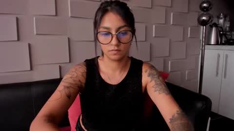 Snapshot of samantha_jadee chatting on December 2024 08:38:02 PM Samantha online show from December 2024 08:38:02 PM