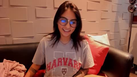 Snapshot of samantha_jadee chatting on December 2024 11:45:02 PM Samantha online show from December 2024 11:45:02 PM