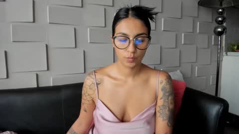 Snapshot of samantha_jadee chatting on February 2025 01:08:02 PM Samantha online show from February 2025 01:08:02 PM